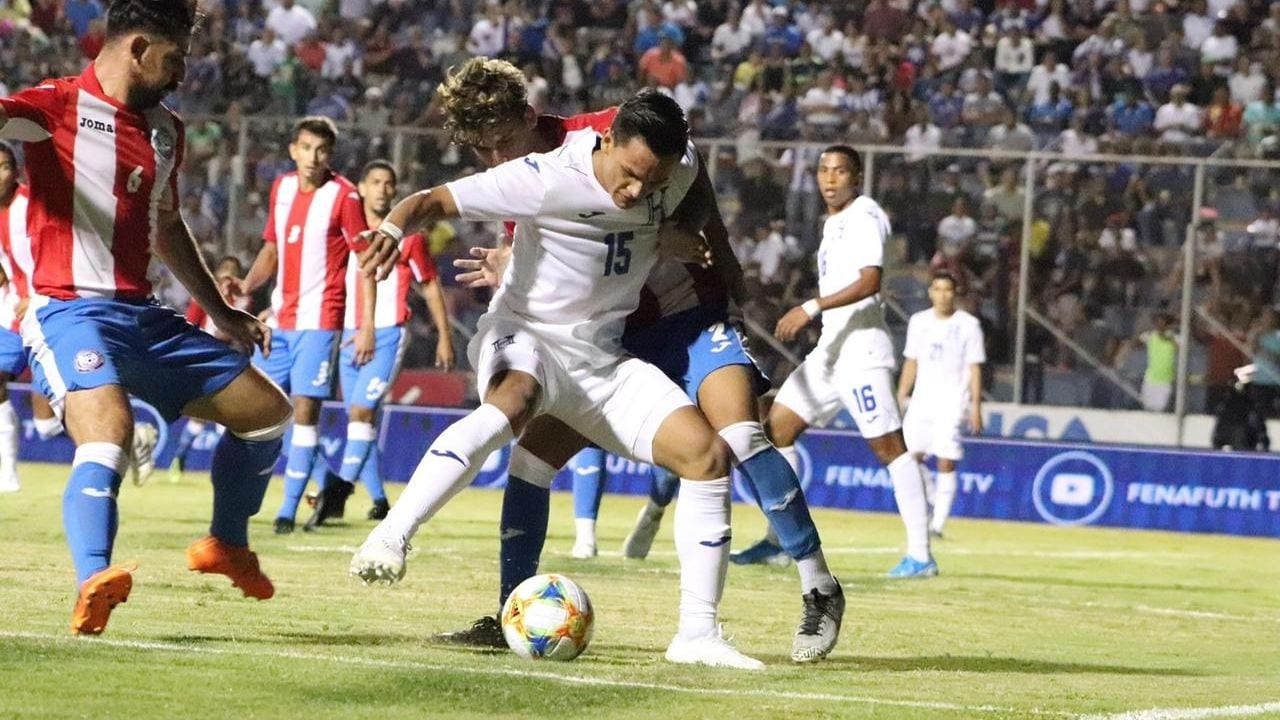 Los 5 defensas hondureños que más han jugado con la selección de Fabián Coito