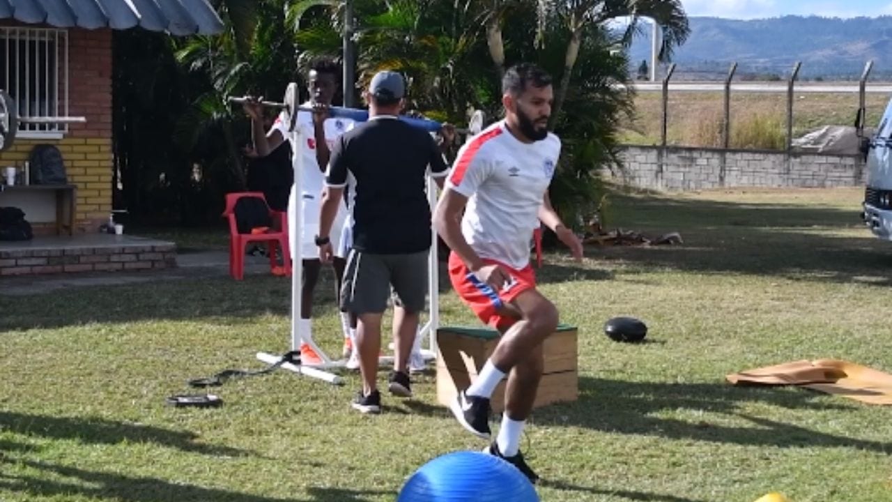 Jorge Álvarez se prepara para volver con Olimpia y la sub-23