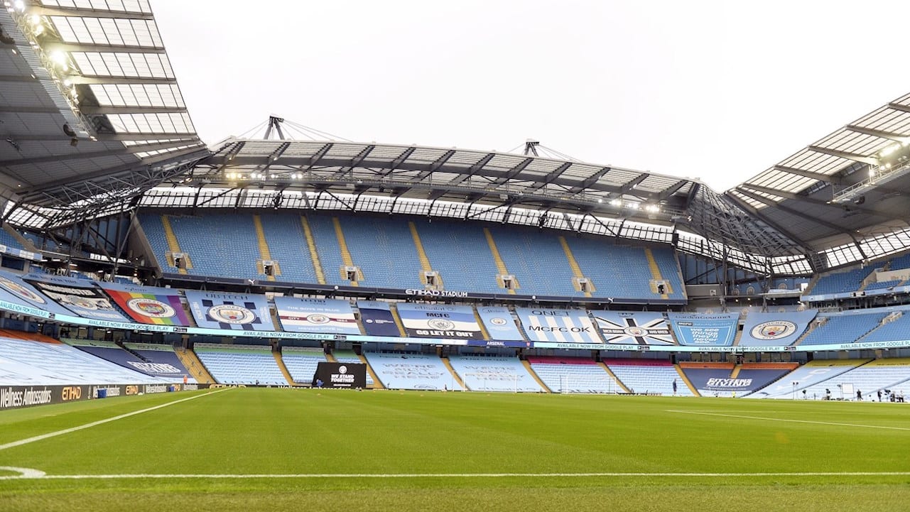 Oficial: Aficionados en las gradas en la Premier League a partir del 17 de mayo