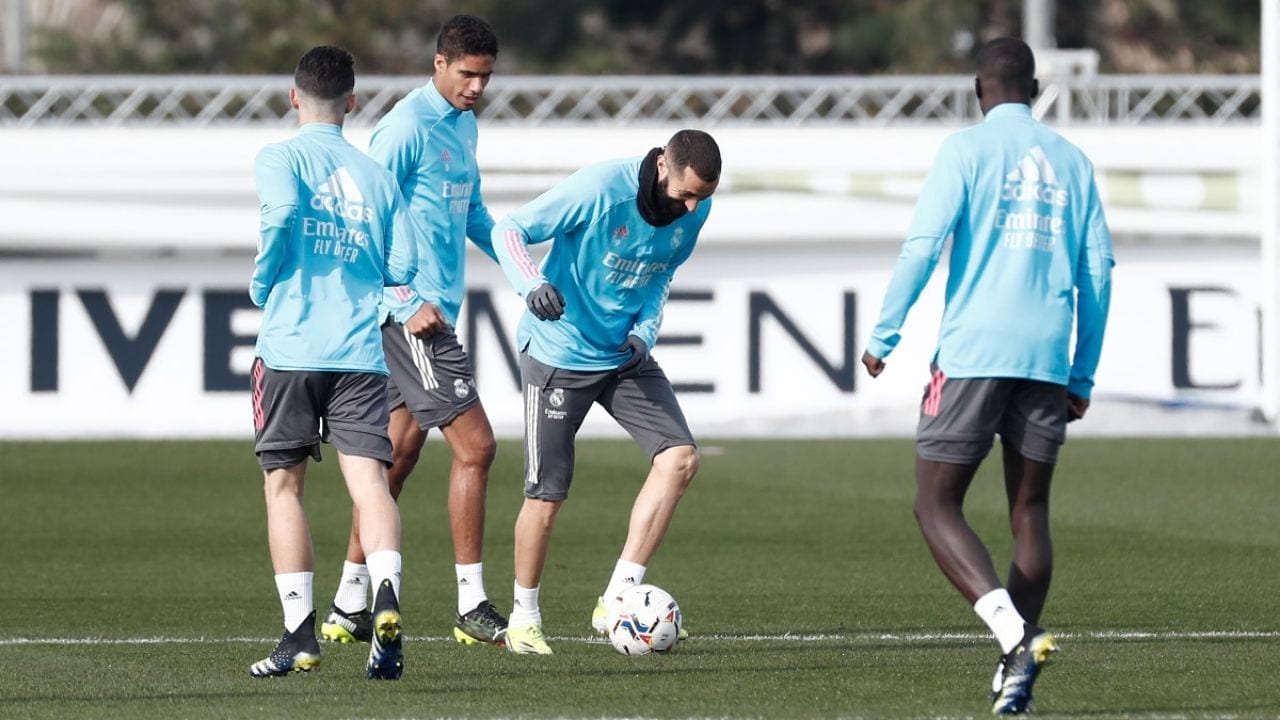 Benzema descartado para la ida de octavos de Champions League