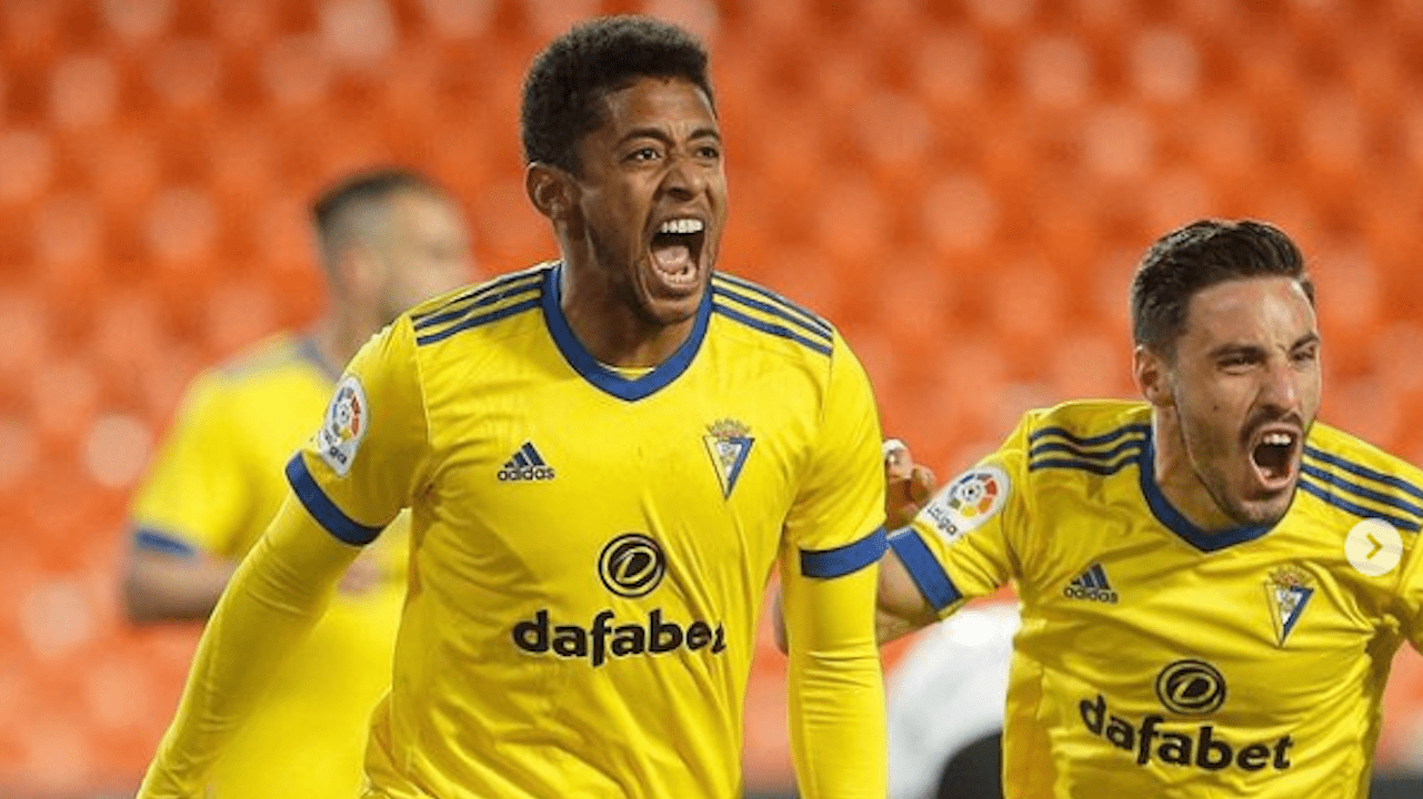 Cádiz rechaza la oferta del West Ham por el Choco Lozano y revela las razones