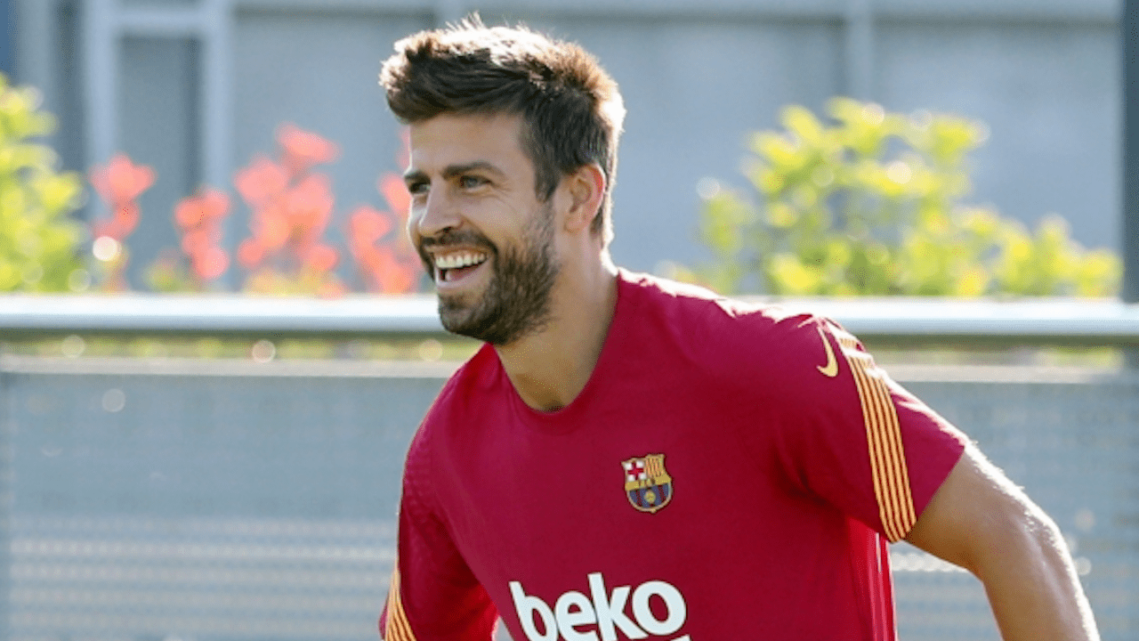 Gerard Piqué se entrena junto al grupo y podría estar ante el PSG