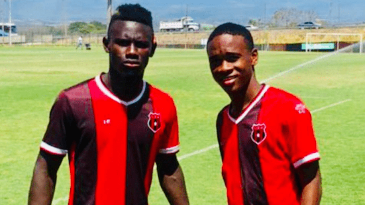 El Alajuelense ficha a dos promesas del fútbol hondureño