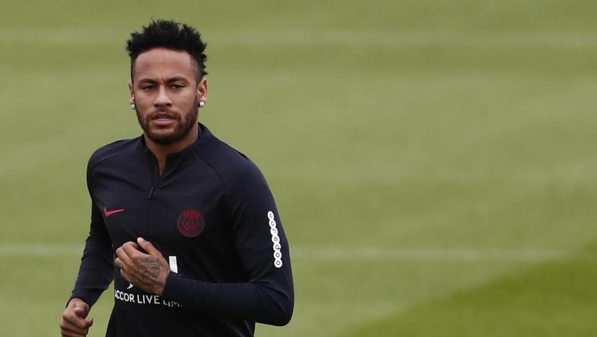 Neymar sigue sin poder recuperarse de su lesión