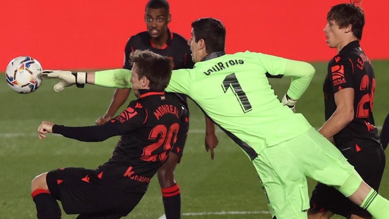 Courtois habla de los momentos difíciles en el Real Madrid: Sobreviví a un tsunami
