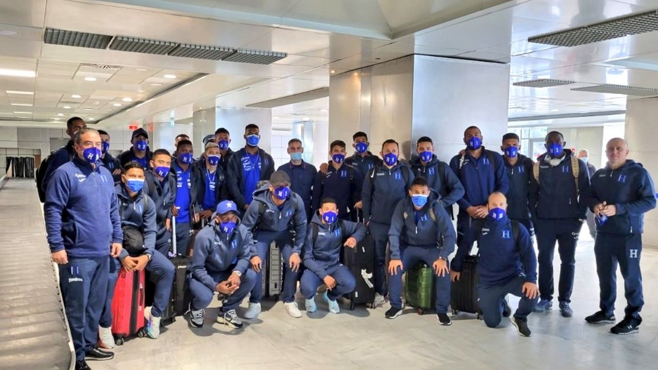 Honduras ya llegó a Grecia y se reporta lista para su segunda prueba