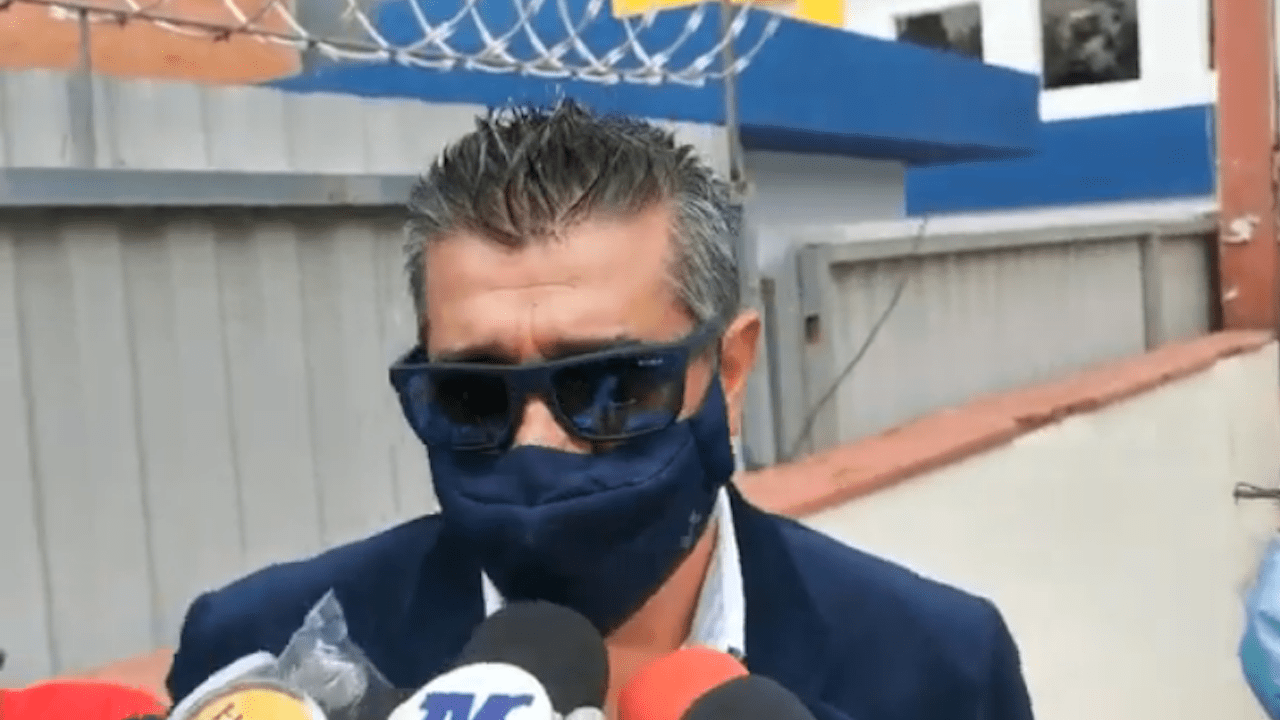 Diego Vázquez denuncia ante los Derechos Humanos que le están violentando su derecho a la libre expresión y trabajo