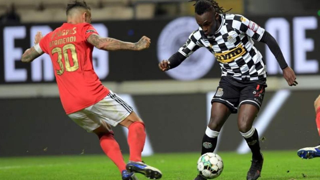 Con presencia de Elis y Benguché, Boavista sufre nuevo revés frente a Benfica 2-0