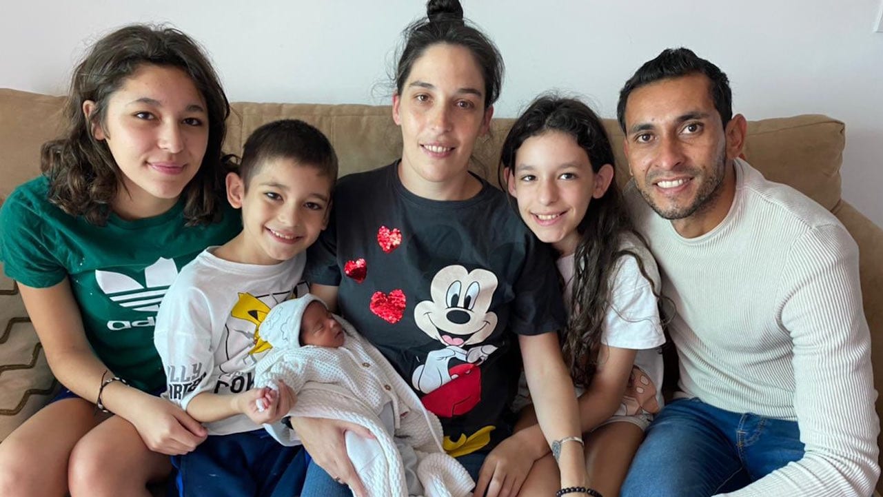 ¡Bauti ya está en casa! La familia Maidana celebra la llegada a su hogar de su cuarto hijo