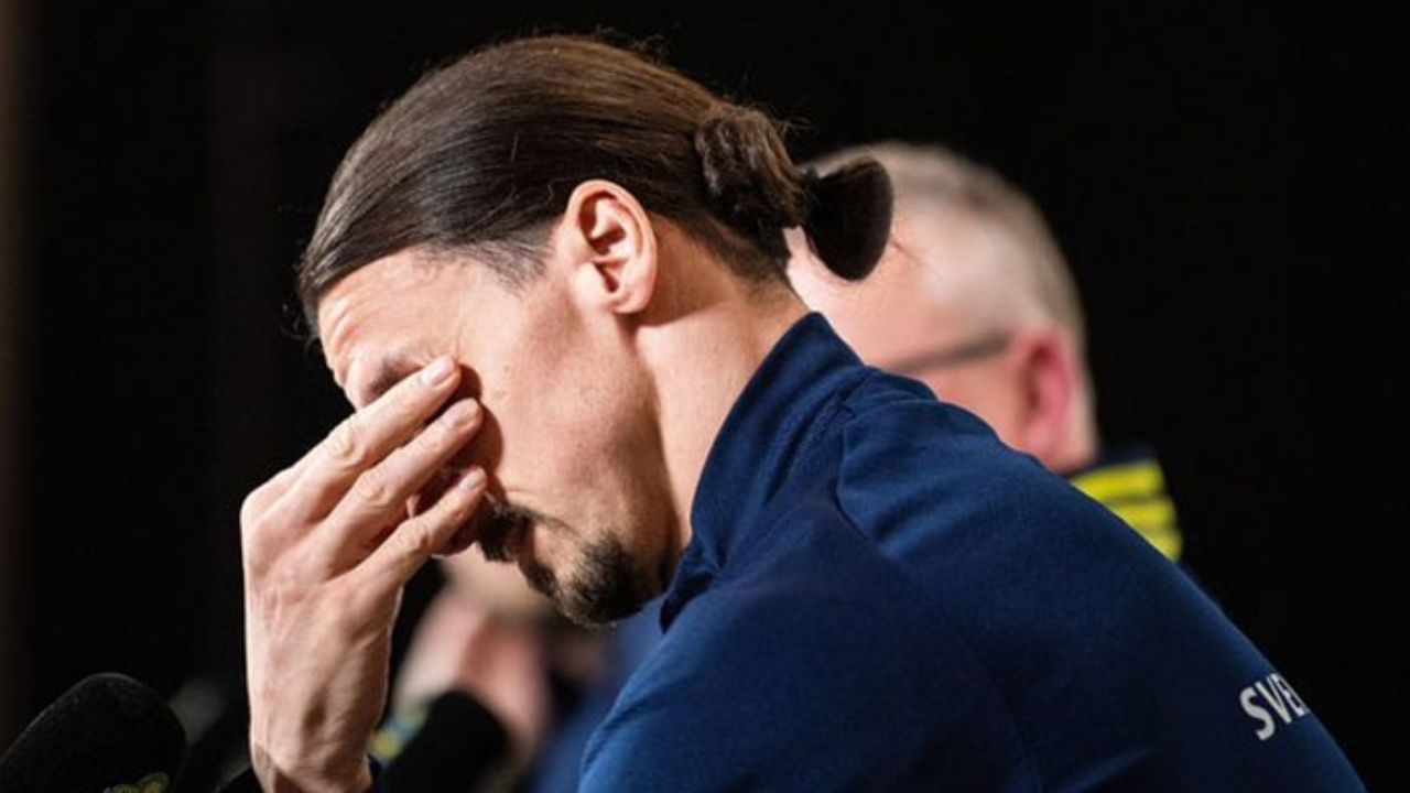 Ibrahimovic rompe a llorar en rueda de prensa