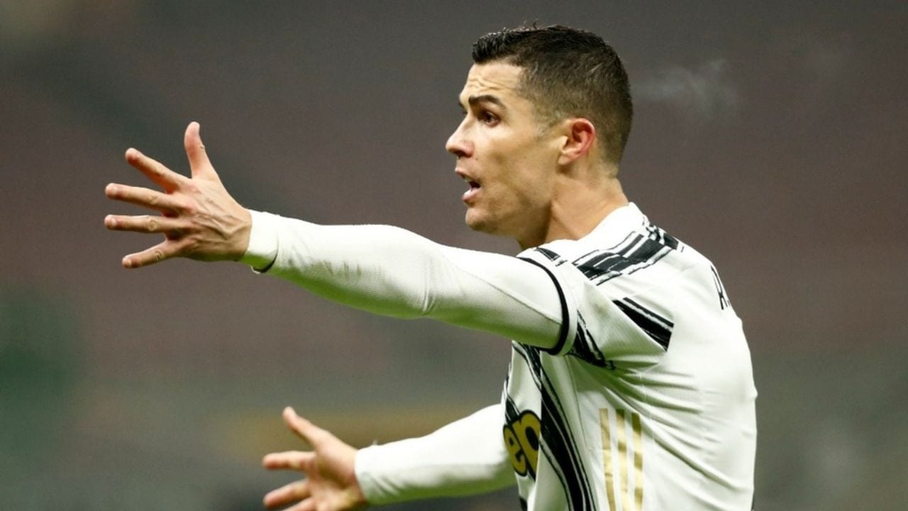 La Juventus pone a Cristiano Ronaldo en venta informa la prensa europea