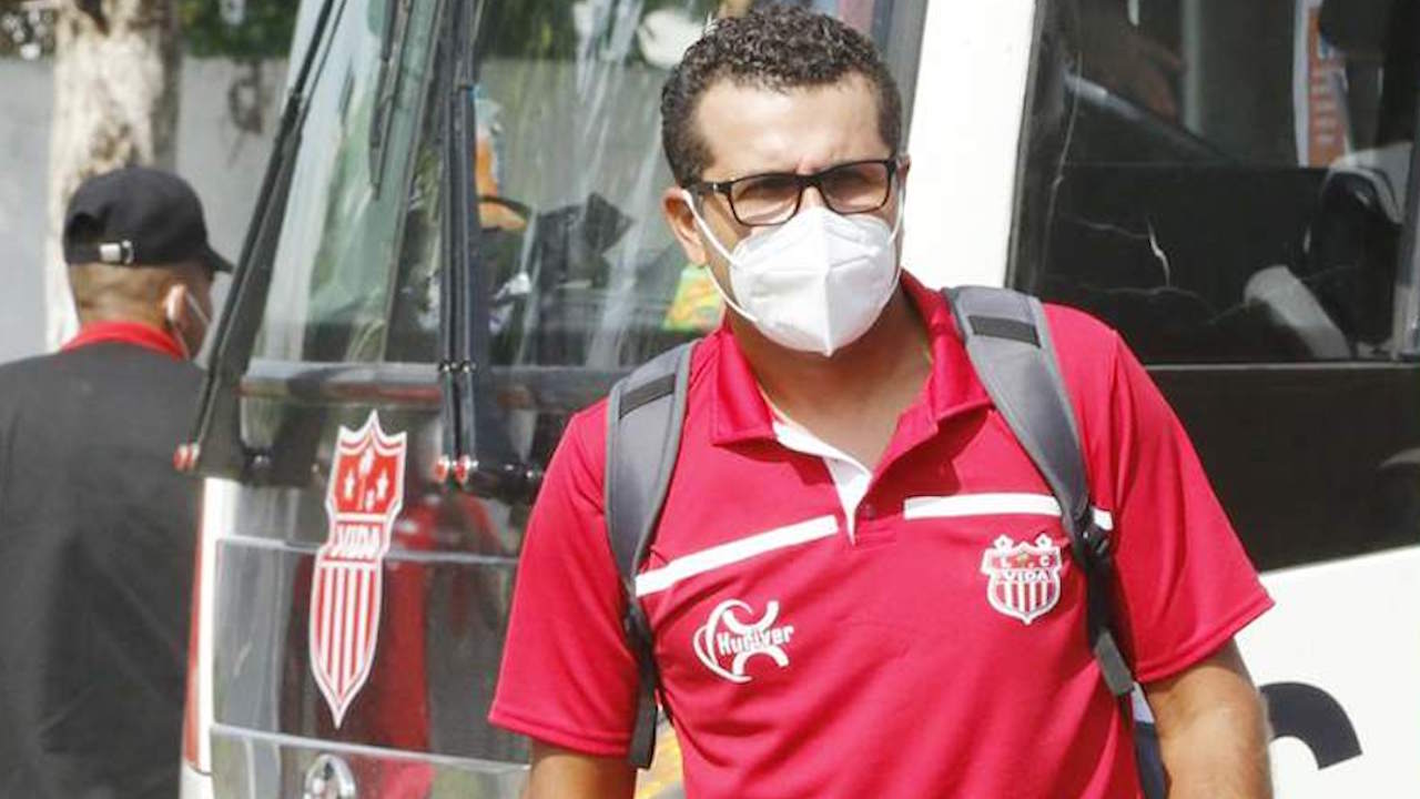 Gerente deportivo del Vida: 'Con voz autorizada negamos la salida de Nerlyn'
