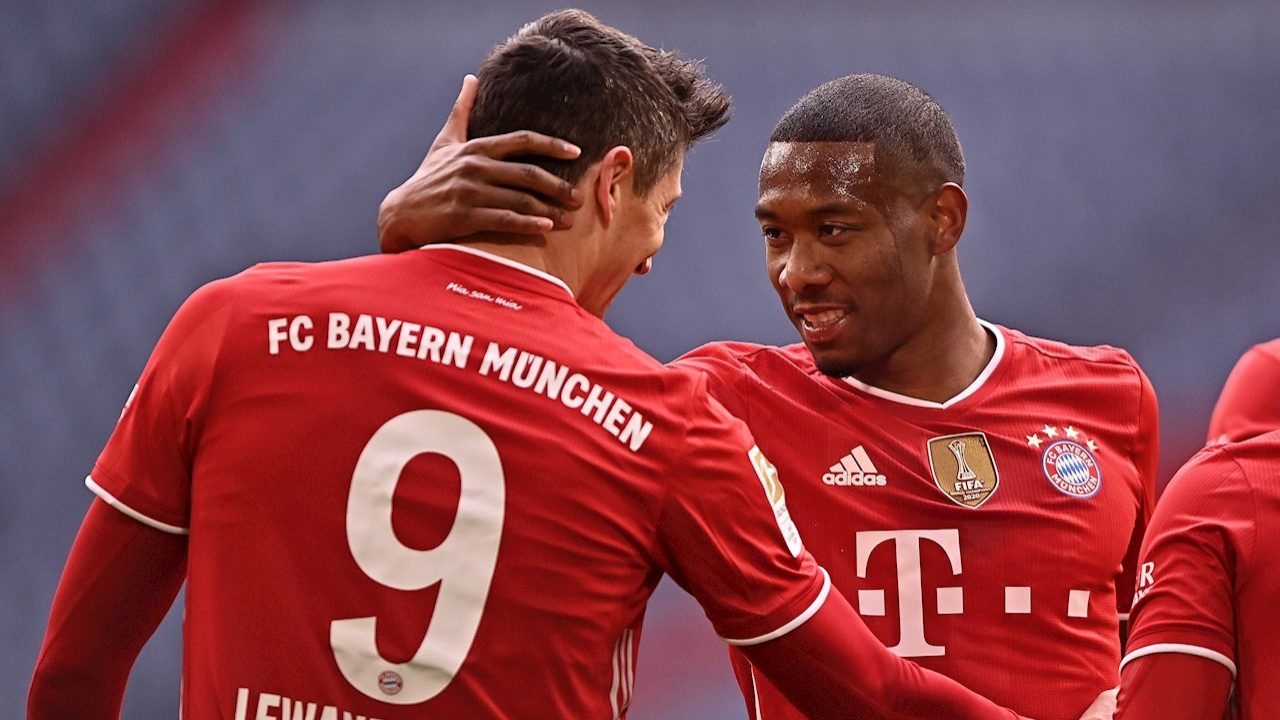 Hat-trick perfecto de Lewandowski en triunfo del Bayern ante el Stuttgart
