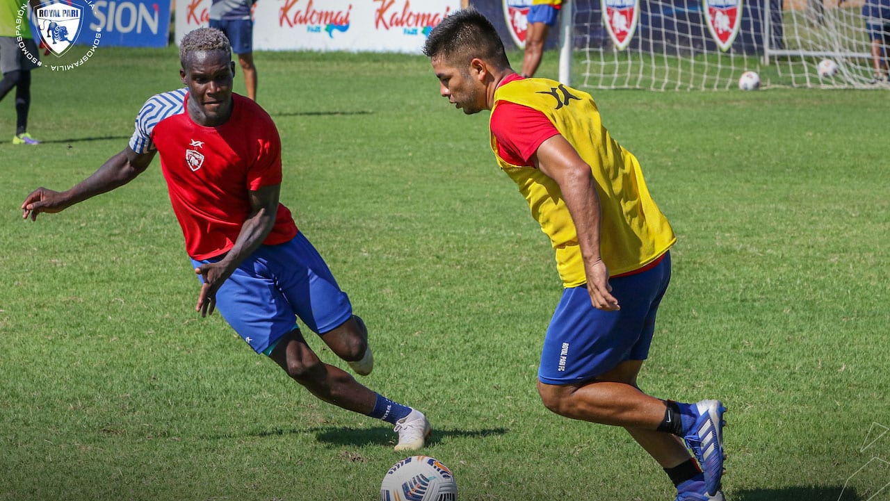 Rubilio Castillo y Royal Pari parten a Paraguay en busca de la remontada en la Copa Libertadores