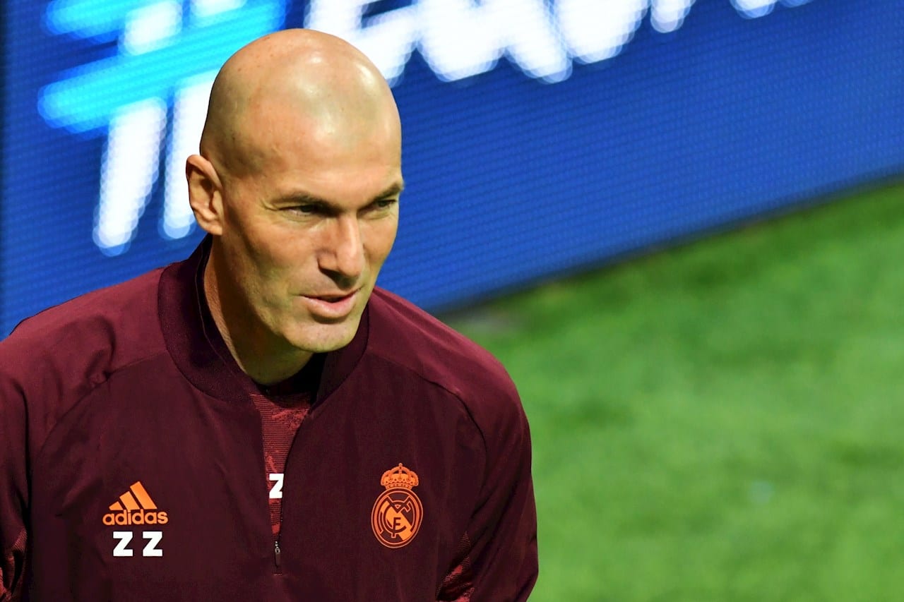 Zidane celebra la vuelta de Benzema pero no confirma su titularidad