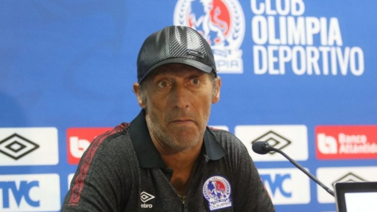 Pedro Troglio se enfurece con los que dicen que el Olimpia recibe ayudas