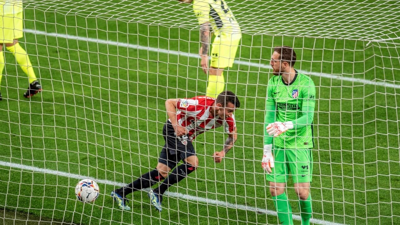 Atlético de Madrid cayó ante el Bilbao y deja la liga abierta para el Barcelona o Real Madrid