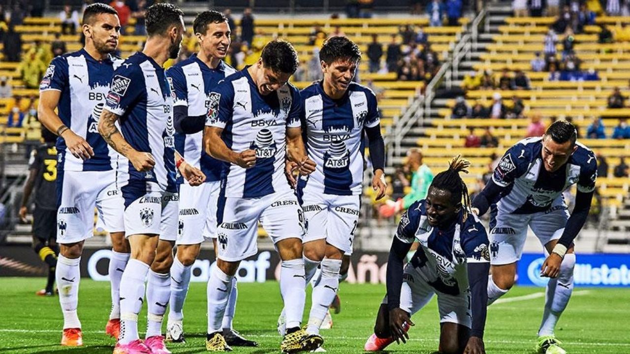 El último gol de Alvarado rescata el empate para Monterrey en Columbus
