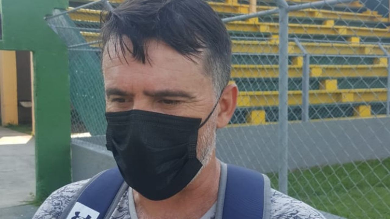 Fernando Araújo: Olimpia tiene ventaja porque posee la capacidad de armar dos equipos