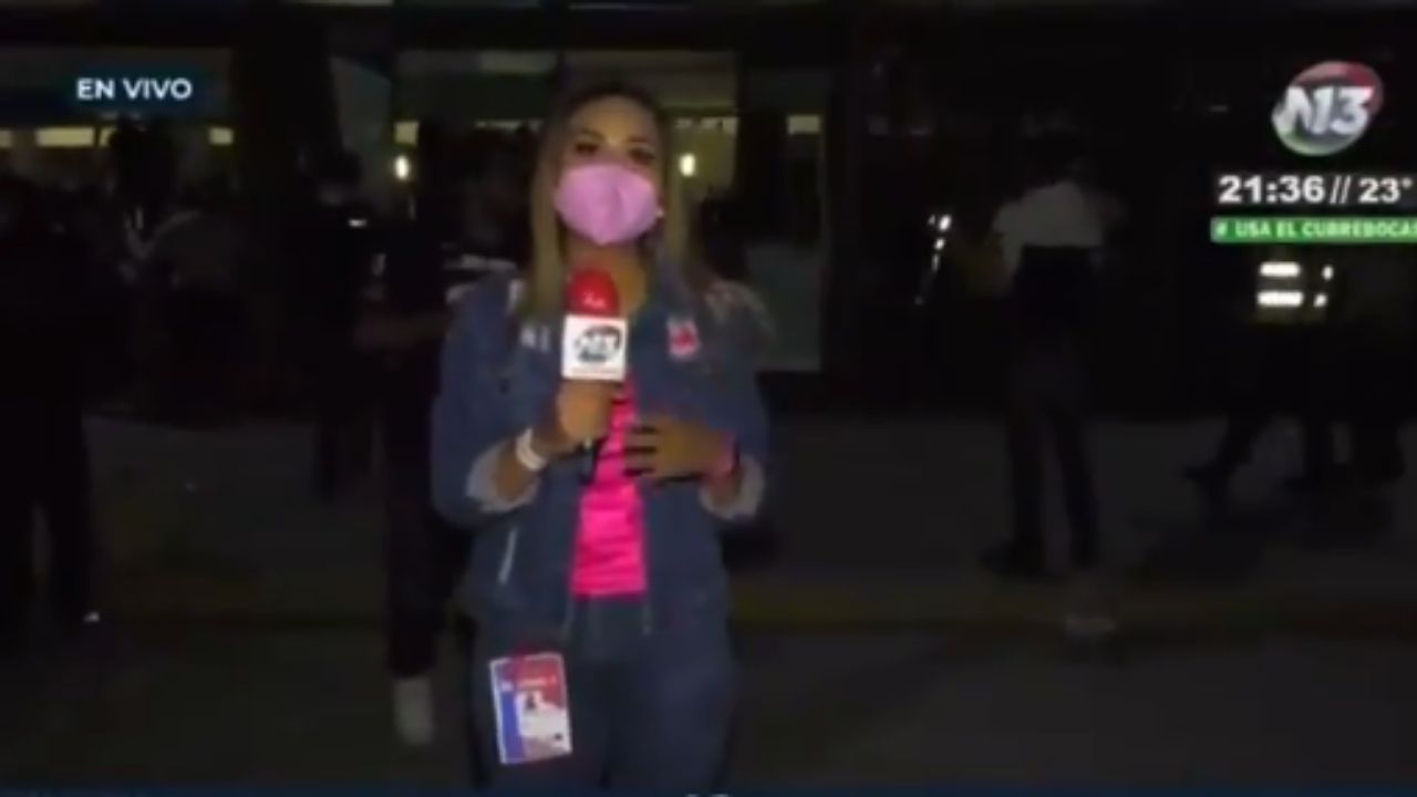 Periodista deportiva fue acosada en vivo durante transmisión de partido en la Liga Mx