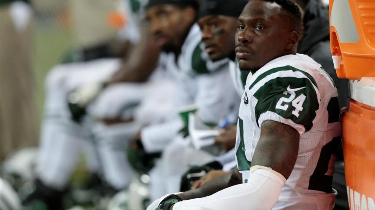 Un exjugador de la NFL se suicida tras matar a cinco personas en Estados Unidos