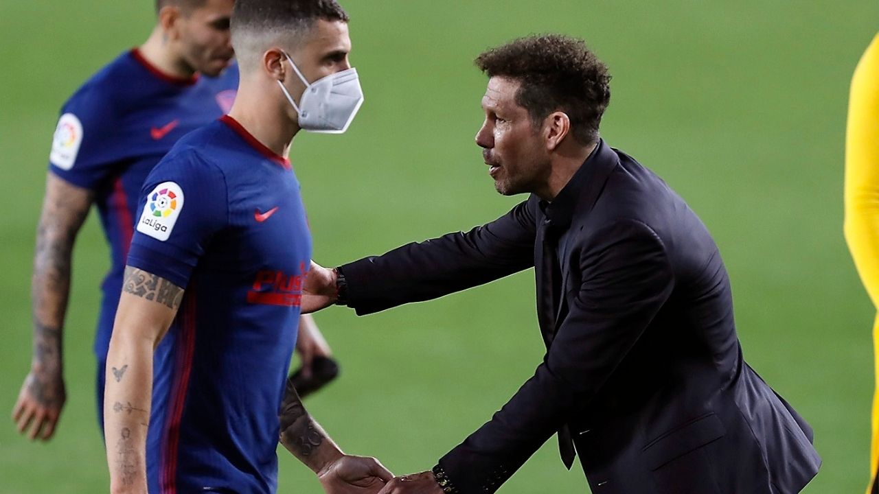Simeone dice que el Atlético pasa un momento 'duro' y 'hay que resistir'