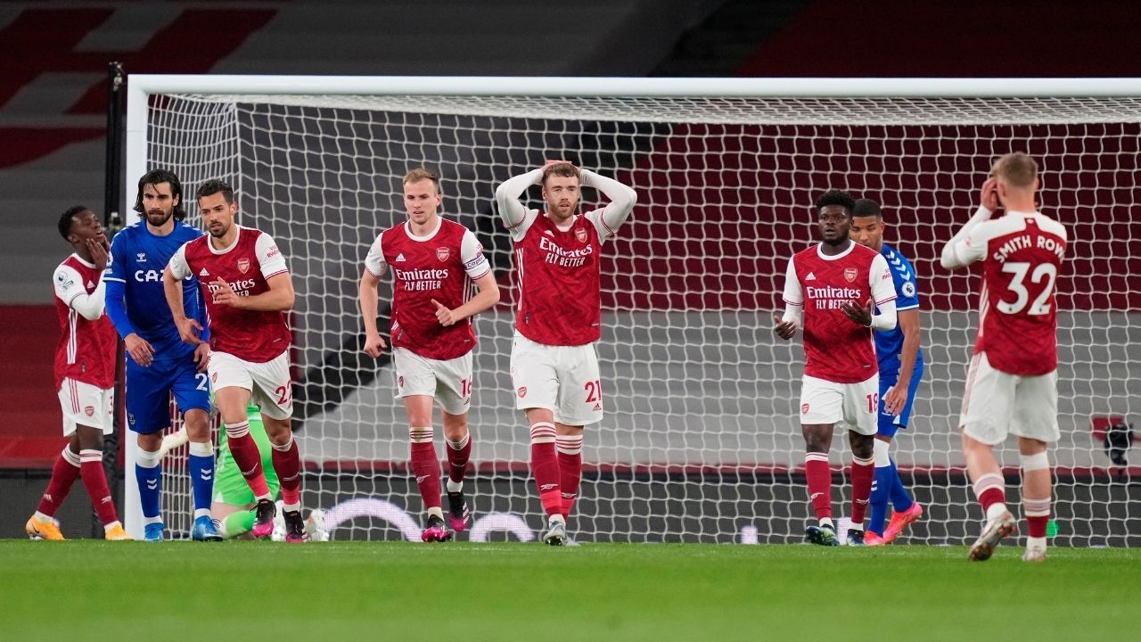 La familia dueña del Arsenal responde a los rumores de compra del club inglés