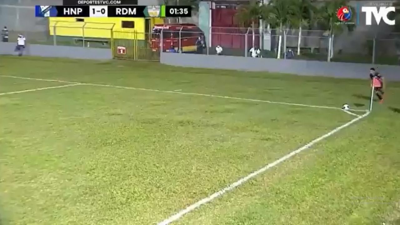 Video: Golazo olímpico de Marcelo Canales en duelo dramático en El Progreso