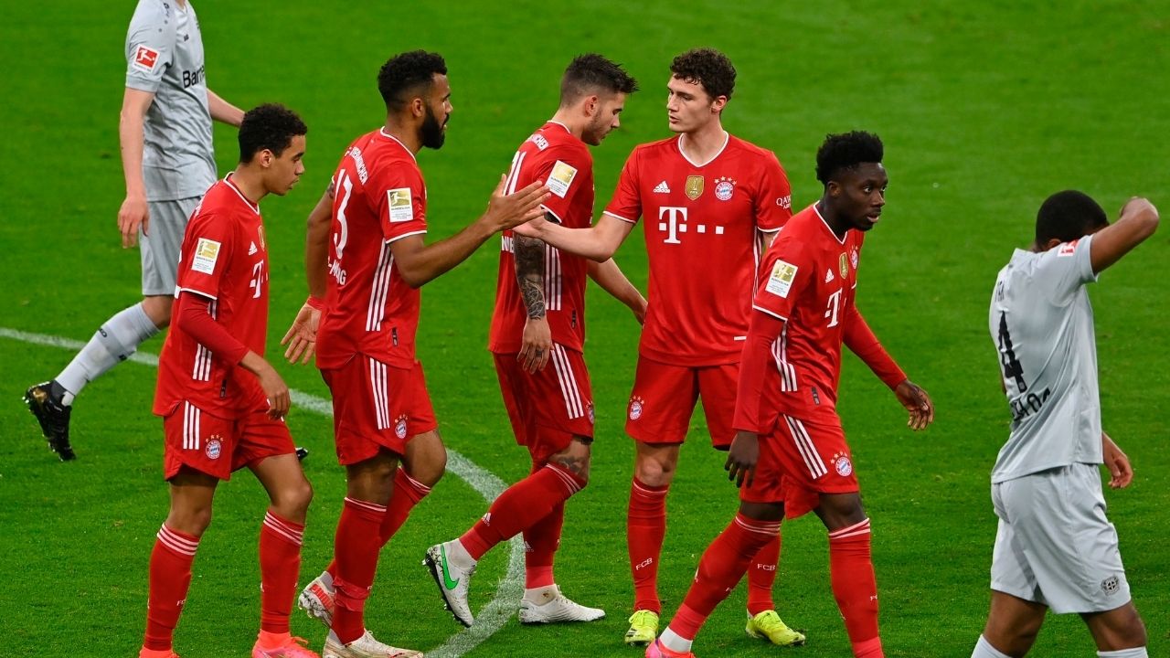 El Bayern queda a un paso del título y el Schalke desciende