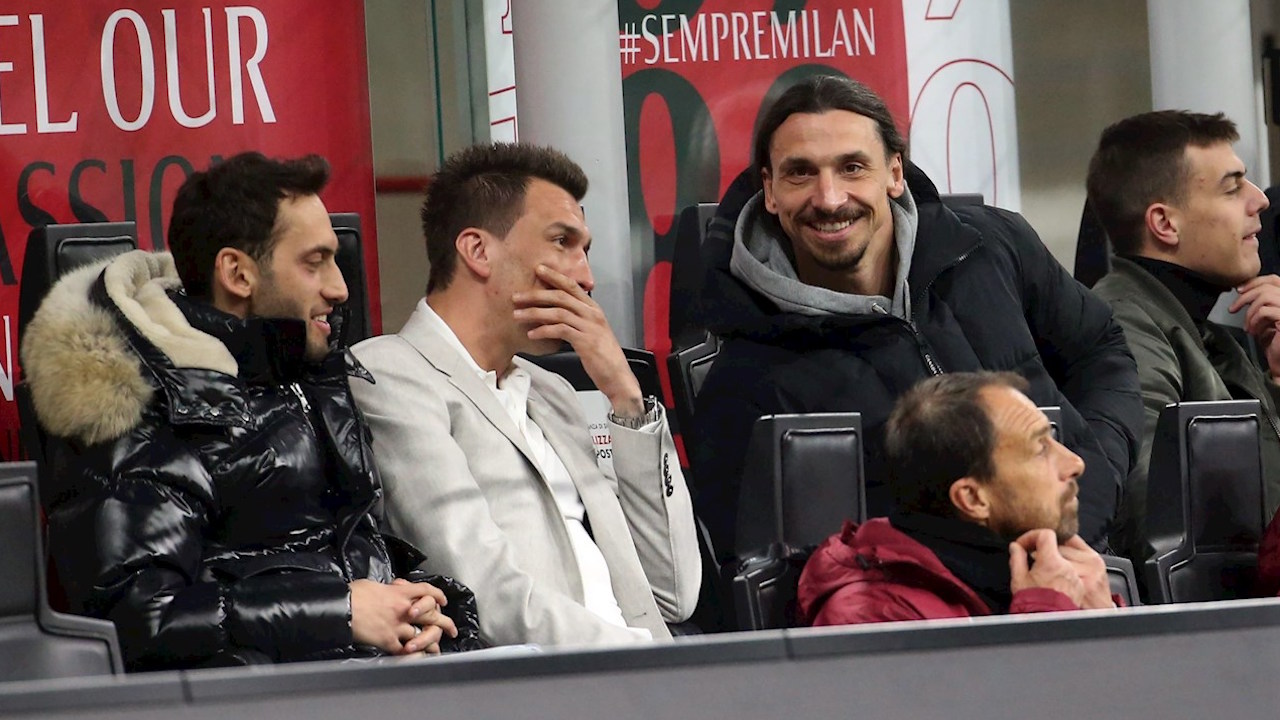 Mario Mandzukic renunció a su salario de marzo y lo dona para fines benéficos