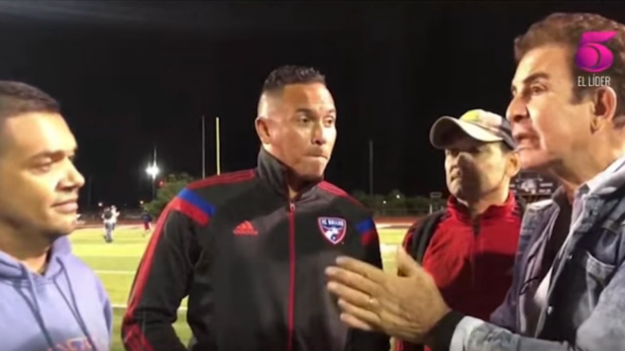 Salvador Nasralla comparte entrevista con tres grandes estrellas de Concacaf