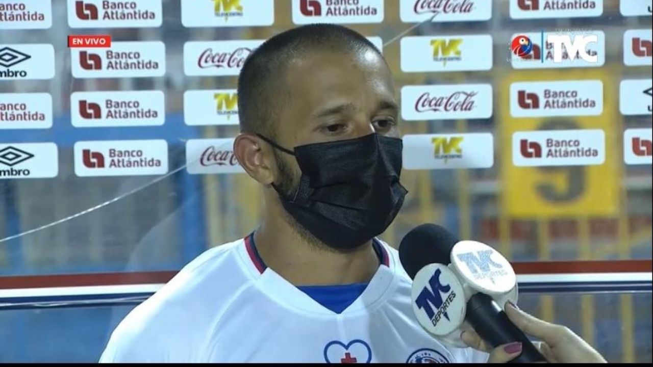 Topo Aguirre envía mensaje al olimpismo tras anotar su segundo gol con los Leones