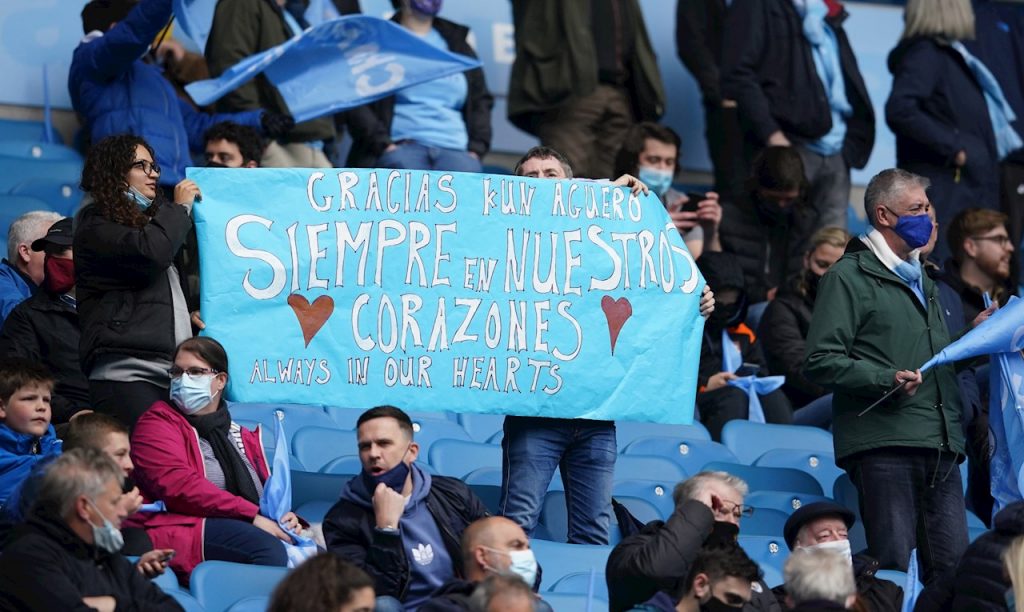 Manchester City aficion kun aguero