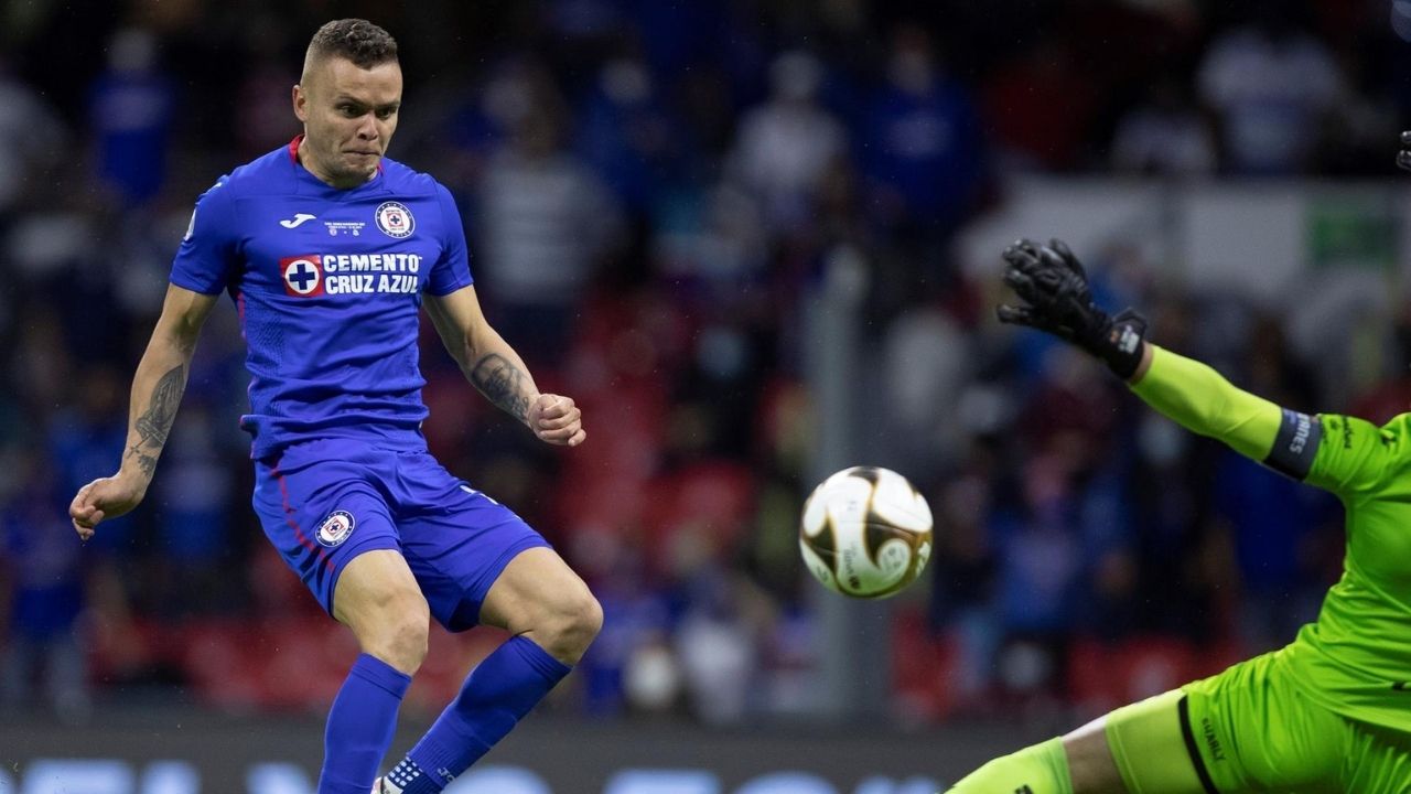 Cruz Azul rompió sus maldiciones y conquista un nuevo título de Liga en el Azteca
