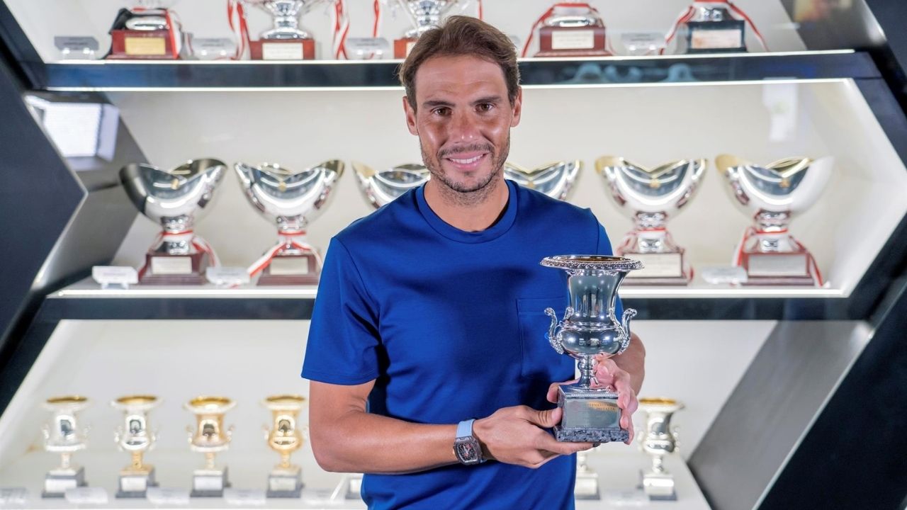 Nadal exhibe en su museo de Manacor los trofeos de Barcelona y Roma