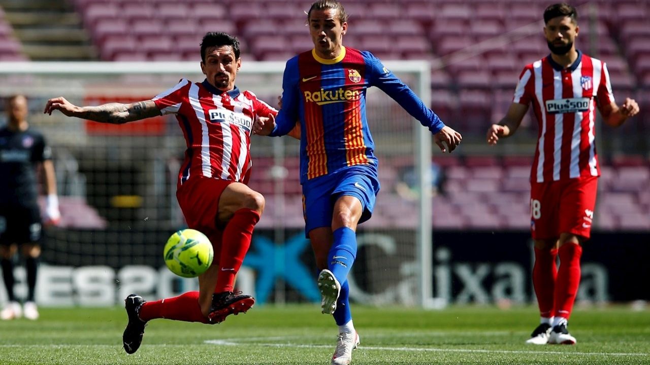 Atlético de Madrid empata sin goles con el Barcelona y sigue líder de Liga