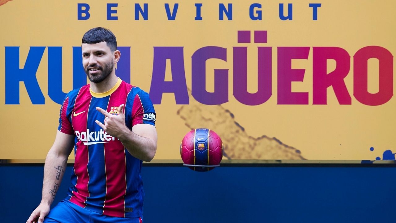 Kun Agüero en su presentación se refiere a la continuidad de Messi en el Barcelona