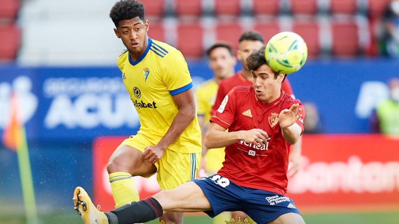 Con Choco Lozano de titular, Cádiz cae 2-3 ante el Osasuna