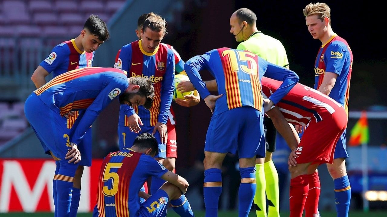 Sergio Busquets, trasladado al hospital tras recibir un golpe en la cabeza