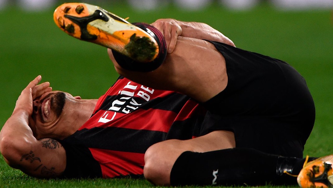 Zlatan Ibrahimovic se queda sin Eurocopa por una lesión en la rodilla izquierda