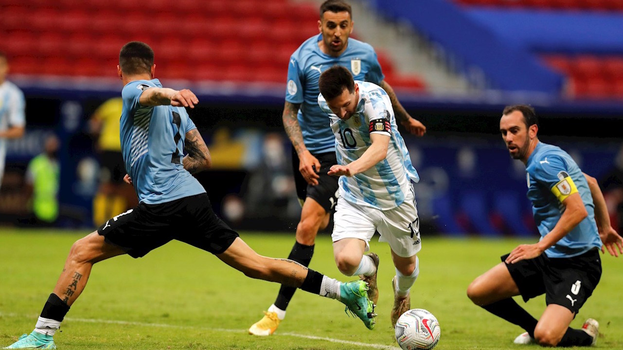 Con un Messi encendido, Argentina vence 1-0 a Uruguay en el clásico rioplatense