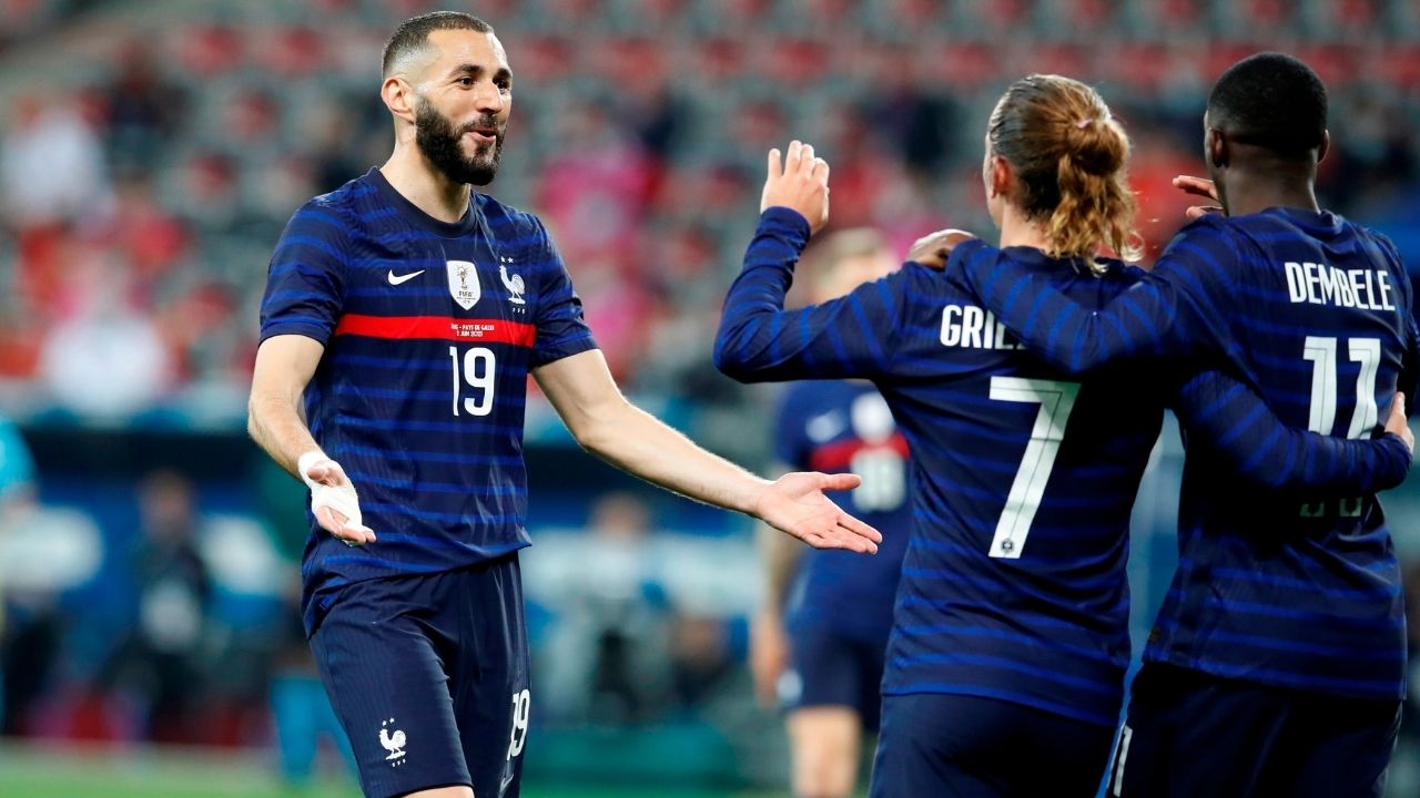Mbappé y Griezmann eclipsan la vuelta de Benzema, que falló un penalti
