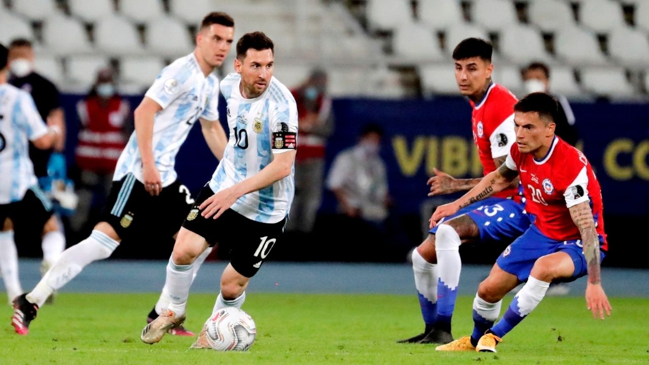 Lionel Messi y Argentina no pudieron con Chile en su debut en la Copa América 2021