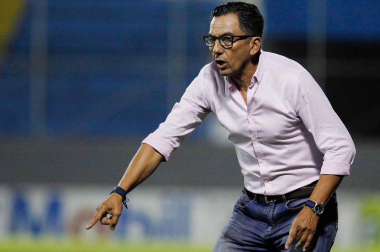 ¡El Lobo se queda sin doctor! Salomón Nazar no seguiría como técnico de la UPN
