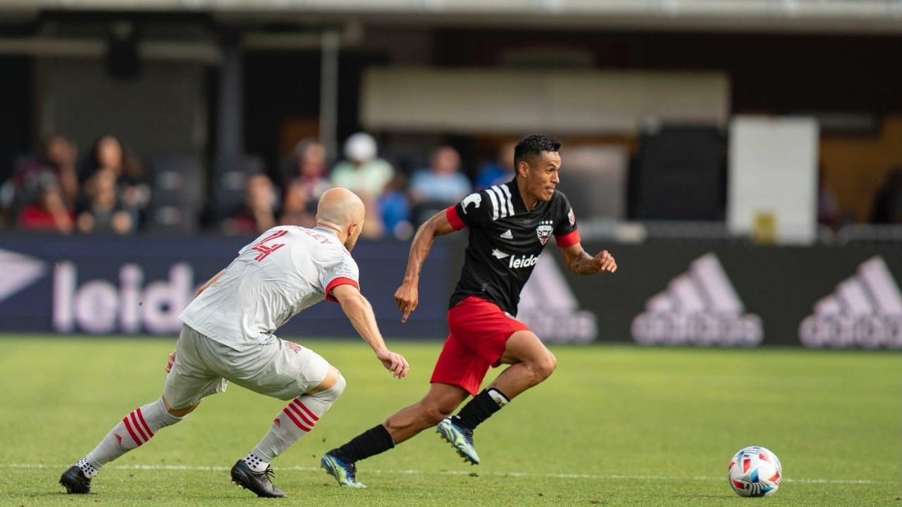 Andy Najar asiste y participa en tres goles en nueva jornada como titular con el DC United de la MLS
