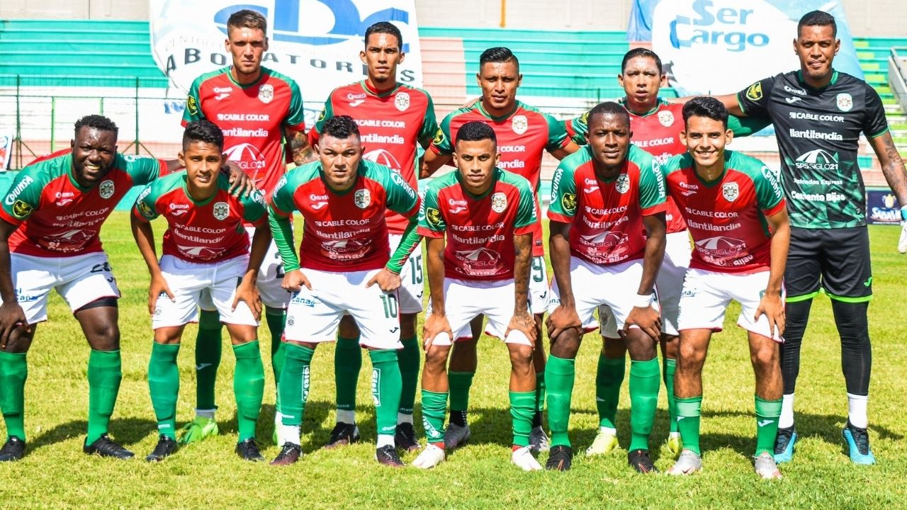 Marathón triunfa contra Parrillas One en un amistoso de muchos goles