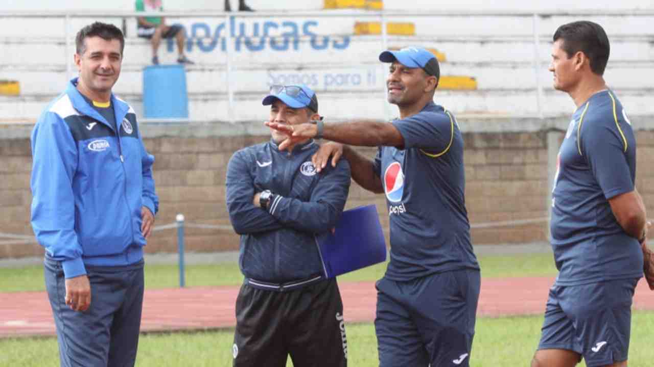Miembro del cuerpo técnico de Motagua es internado por covid-19