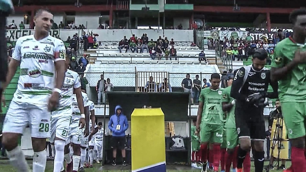 Este fue el último partido que se jugó con público en Honduras