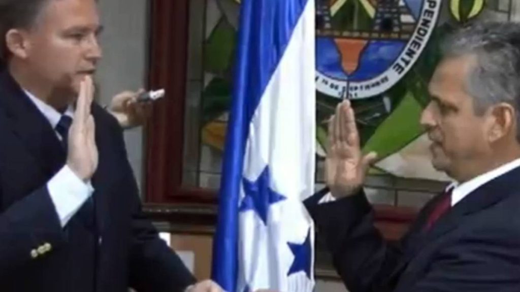 Reinaldo Rueda nacionalidad hodnureña 