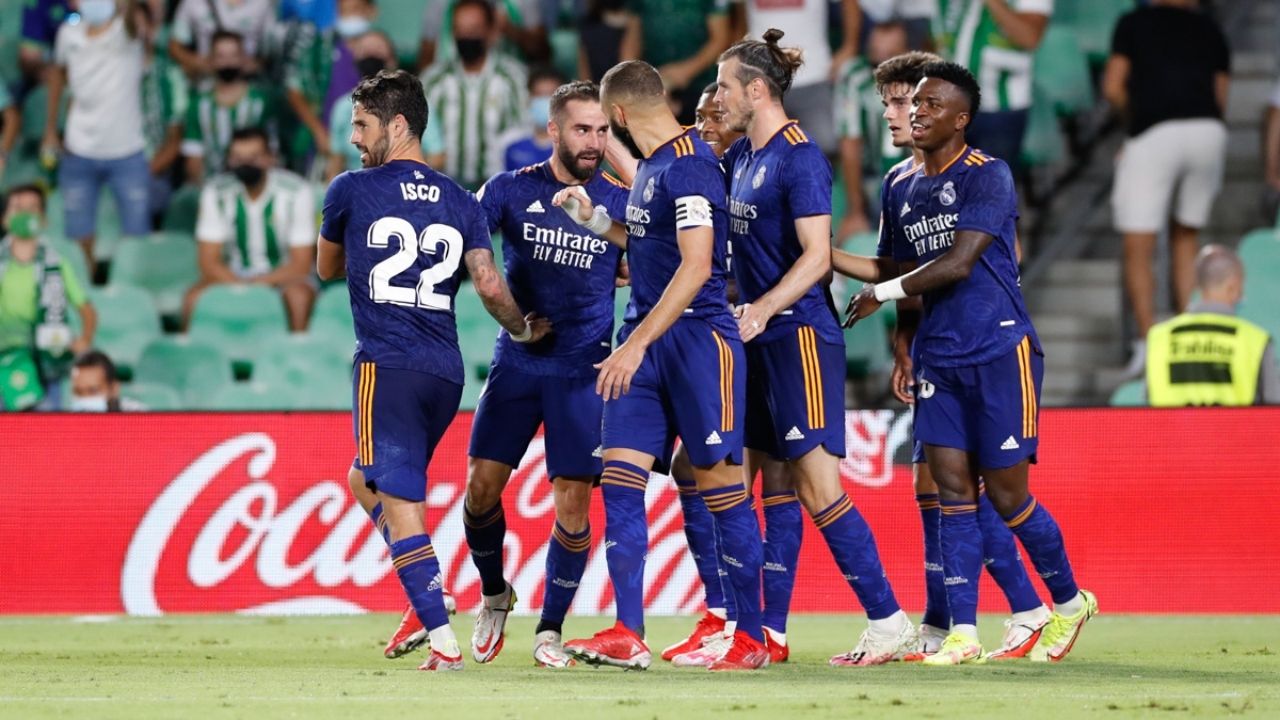 Real Madrid triunfó en el Benito Villamarín y es líder provisional en La Liga